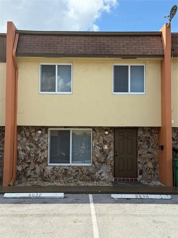 6632 SW 41st St #6632, Davie, FL 33314
