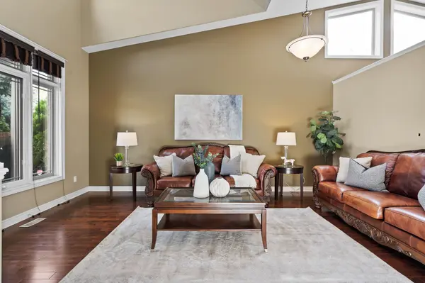 Niagara Falls, ON L2H 0A3,6877 Courtney CRES