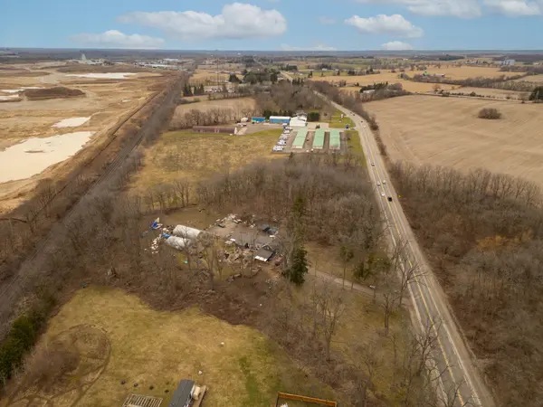 Brant, ON N3T 5L8,369 Paris RD