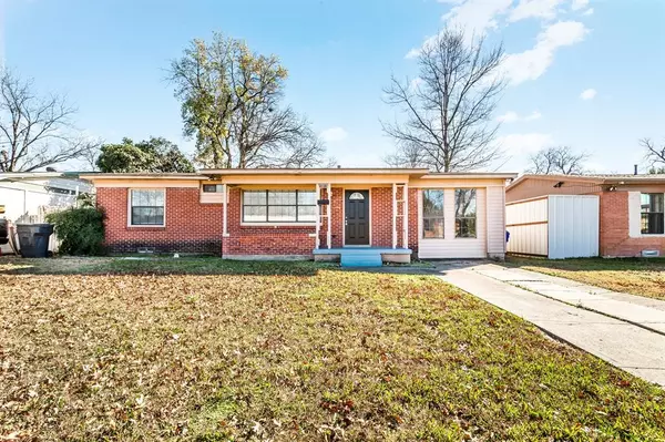 10818 Sharondale Drive, Dallas, TX 75228