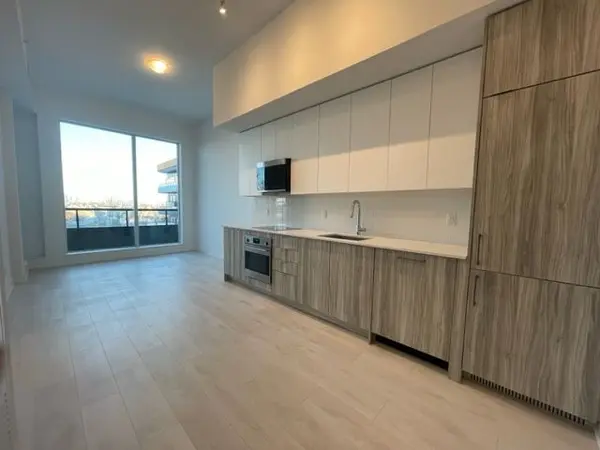 Oakville, ON L6H 3R8,2485 Taunton RD #328