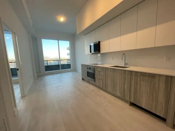 Oakville, ON L6H 3R8,2485 Taunton RD #328