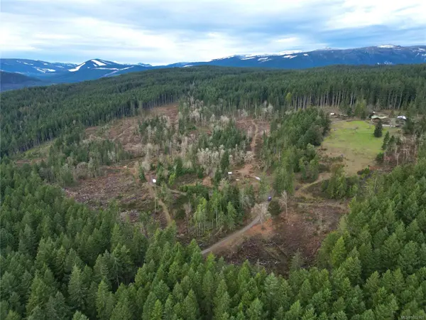 6645 Hillcrest Rd, Duncan, BC V9L 6K4