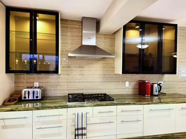 Toronto C07, ON M2R 3C5,260 Fisherville RD #Master Bedroom