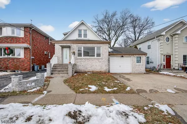 44 Liberty St, Clifton City, NJ 07013