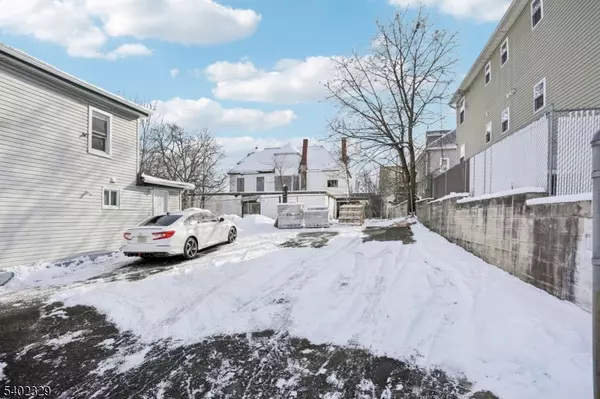 Paterson City, NJ 07522,123 Belmont Ave