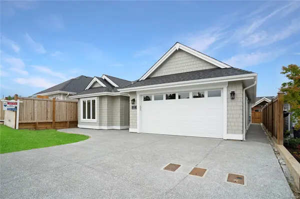 Parksville, BC V9P 1H3,612 Rainbow Way