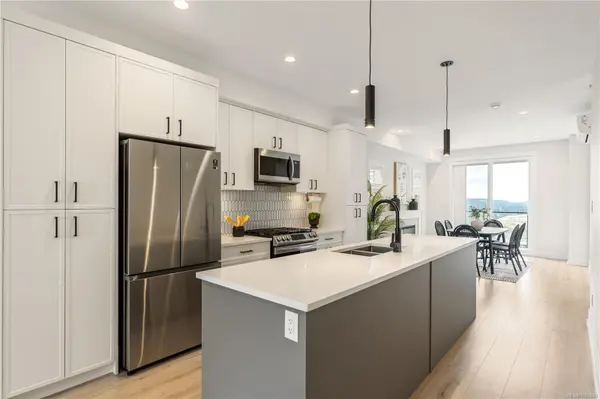 Langford, BC V9B 0Y6,1161 Moonstone Loop