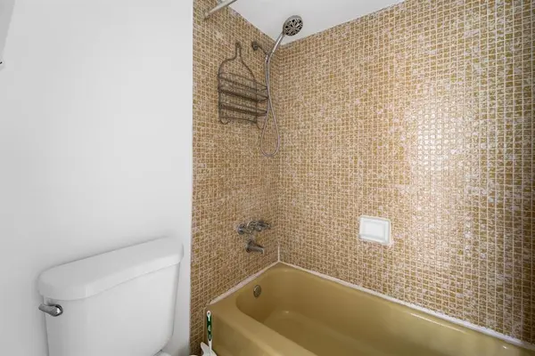 Sunny Isles Beach, FL 33160,250 180th Dr #206