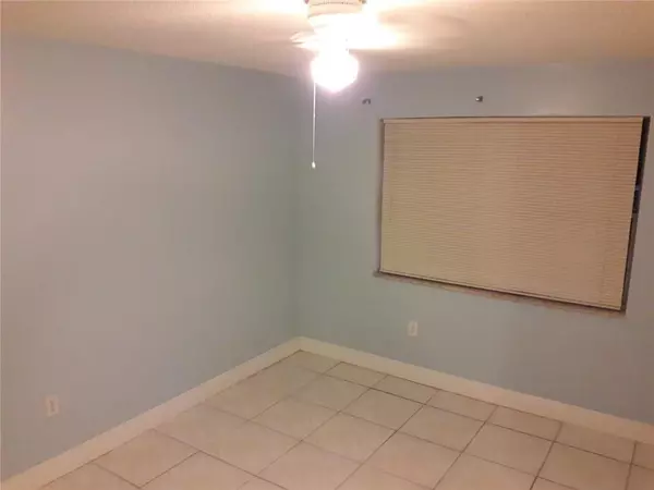 North Miami Beach, FL 33179,Address not disclosed