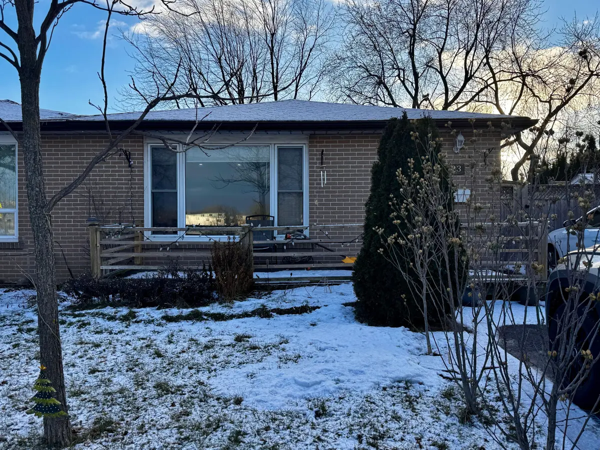 23 Finchgate BLVD, Brampton, ON L6T 3H7