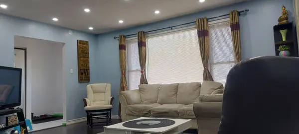 23 Finchgate BLVD, Brampton, ON L6T 3H7