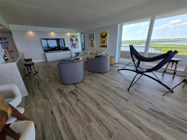 Riviera Beach, FL 33404,5550 N Ocean Dr #11C