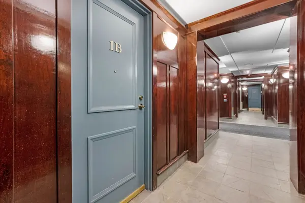 Glebe - Ottawa East And Area, ON K1S 2G8,268 First AVE #1B