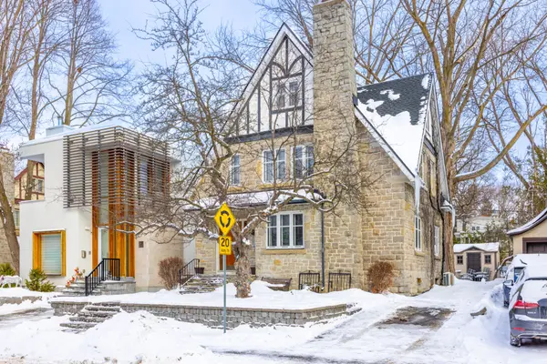 Dows Lake - Civic Hospital And Area, ON K1Y 1V3,211 B Melrose AVE