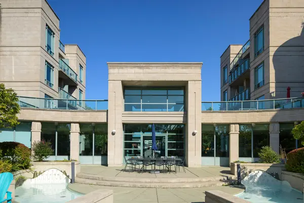 35 Boardwalk DR #222, Toronto E02, ON M4L 3Y8