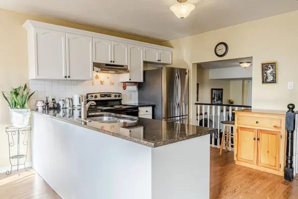 Barrie, ON L4N 0W1,222 Country LN