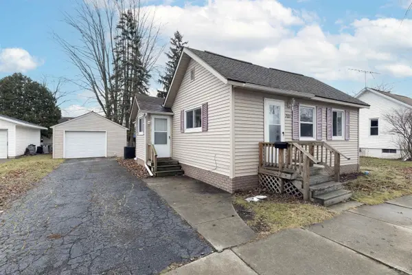 703 Main ST, Essexville, MI 48732