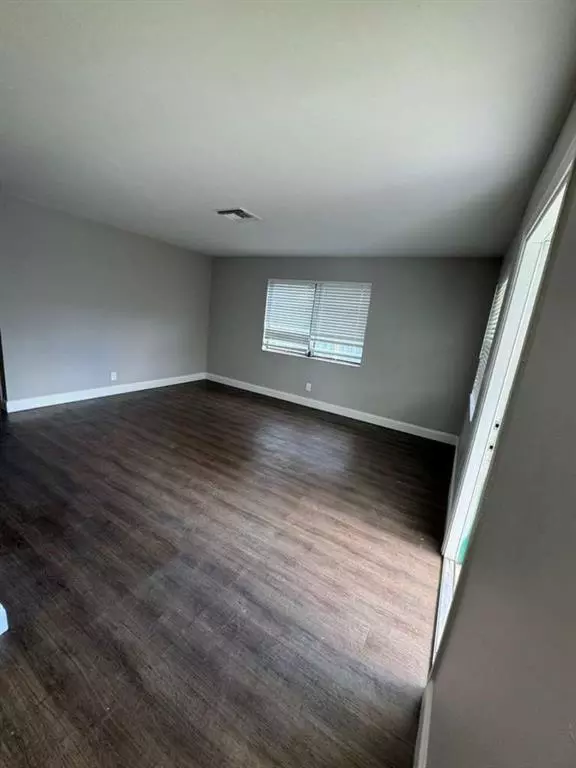 Fort Lauderdale, FL 33312,518 SW 20th Ave #4