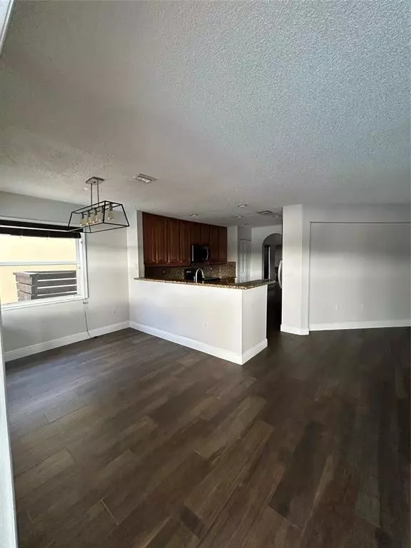 Pembroke Pines, FL 33029,414 SW 205th Ave