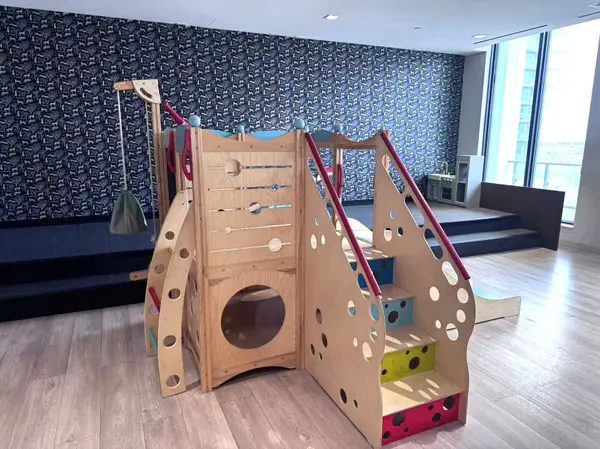 Vaughan, ON L4K 0J7,950 PORTAGE Pkwy #608