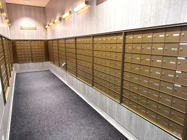 Vaughan, ON L4K 0J7,950 PORTAGE Pkwy #608