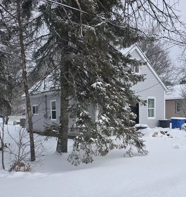 Englehart, ON P0J 1H0,15 Eighth AVE