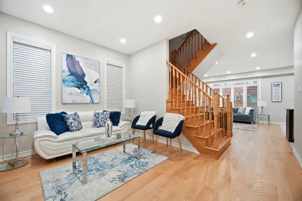 Brampton, ON L4A 4Y1,28 Dolobram TRL