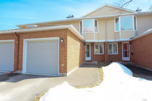 15 Forestlane Private #8, Overbrook - Castleheights And Area, ON K1K 4J8