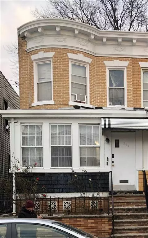 Brooklyn, NY 11208,357 Grant AVE