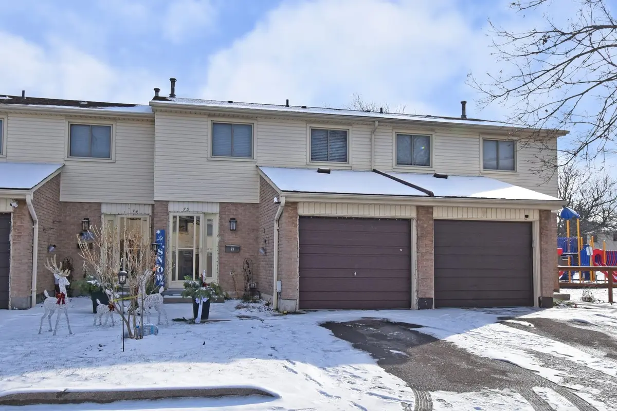 Hamilton, ON L8G 4A7,150 Gateshead CRES #73