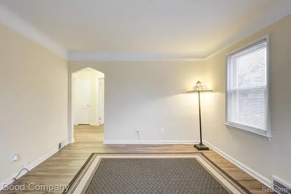 Royal Oak, MI 48067,1709 W Farnum AVE