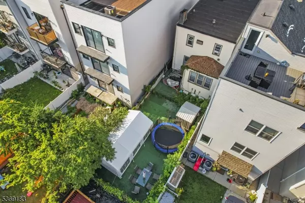 Jersey City, NJ 07307,97 Thorne St