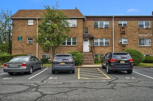 Edison Twp., NJ 08817,15 College Dr #15