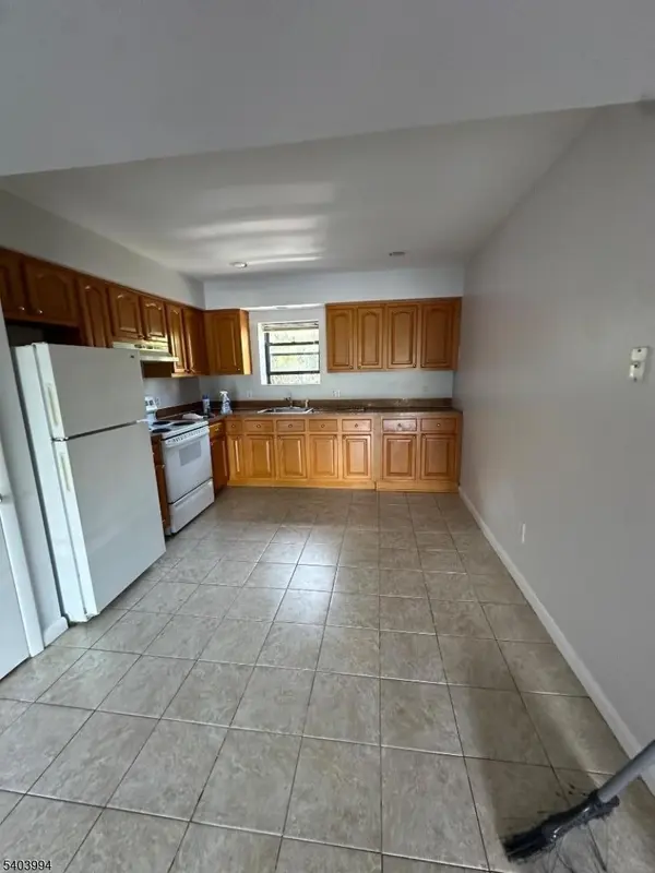 Passaic City, NJ 07055,728 River Dr