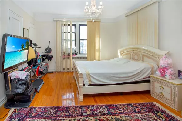Brooklyn, NY 11229,2375 Ocean AVE #3H