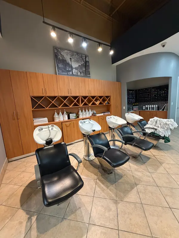 Ajax, ON L1Z 1G1,40 Kingston RD E #Unit C5