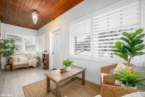 Oshawa, ON L1H 5T1,219 Verdun RD