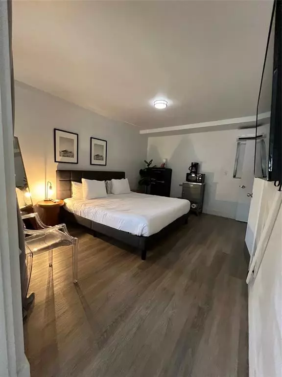 Fort Lauderdale, FL 33305,2100 NE 33rd Ave #GS A