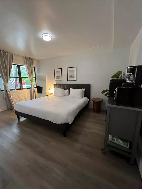 Fort Lauderdale, FL 33305,2100 NE 33rd Ave #GS A