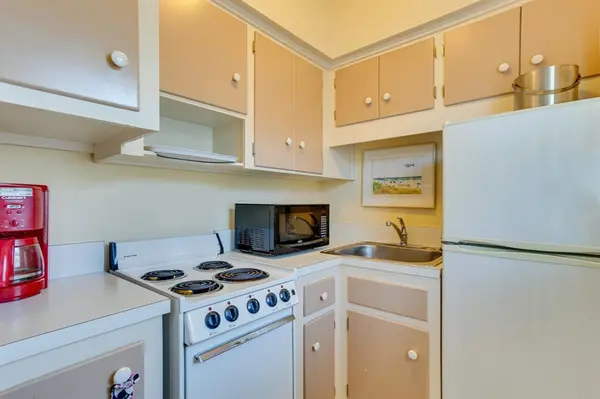 Delray Beach, FL 33483,30 Andrews Ave #23C