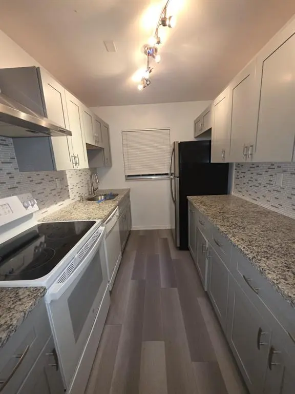 Delray Beach, FL 33484,5073 Lakefront Blvd #C