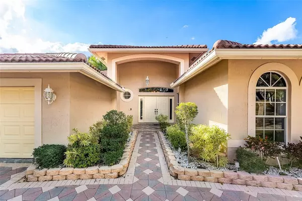 Weston, FL 33331,3852 Oak Ridge Circle