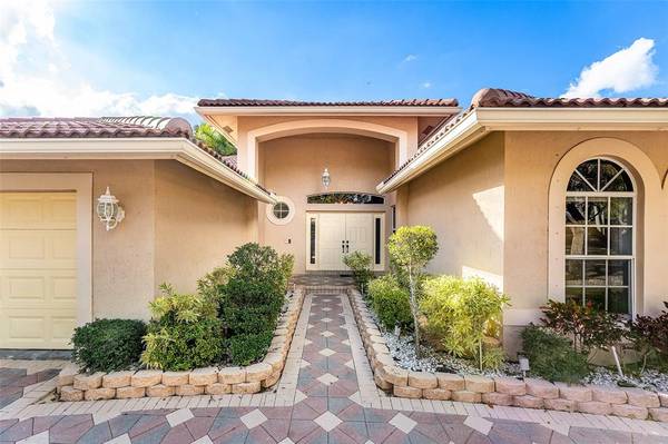 Weston, FL 33331,3852 Oak Ridge Circle