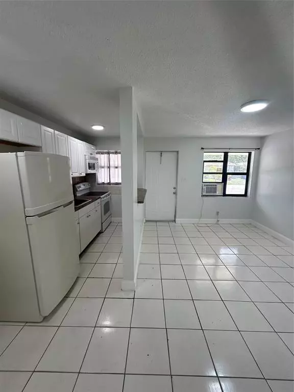 Fort Lauderdale, FL 33312,1113 SW 15th Ter #1