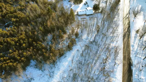 1643 Ridge RD E, Oro-medonte, ON L0L 1T0