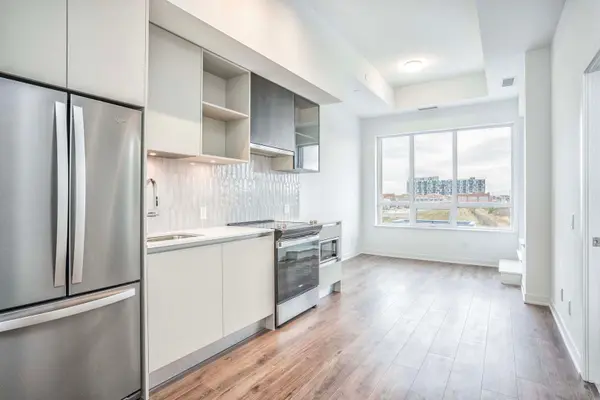 Oakville, ON L6M 5P9,405 Dundas ST W #206