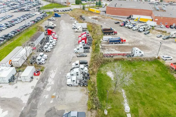 Mississauga, ON L5T 2Y5,140-160 Derry RD E