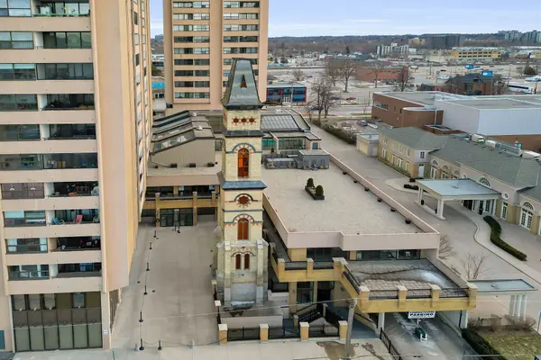 379 Dundas ST #118-119, London East, ON N6B 1V5