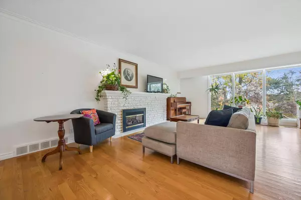 Guelph, ON N1G 1J6,36 Harcourt DR